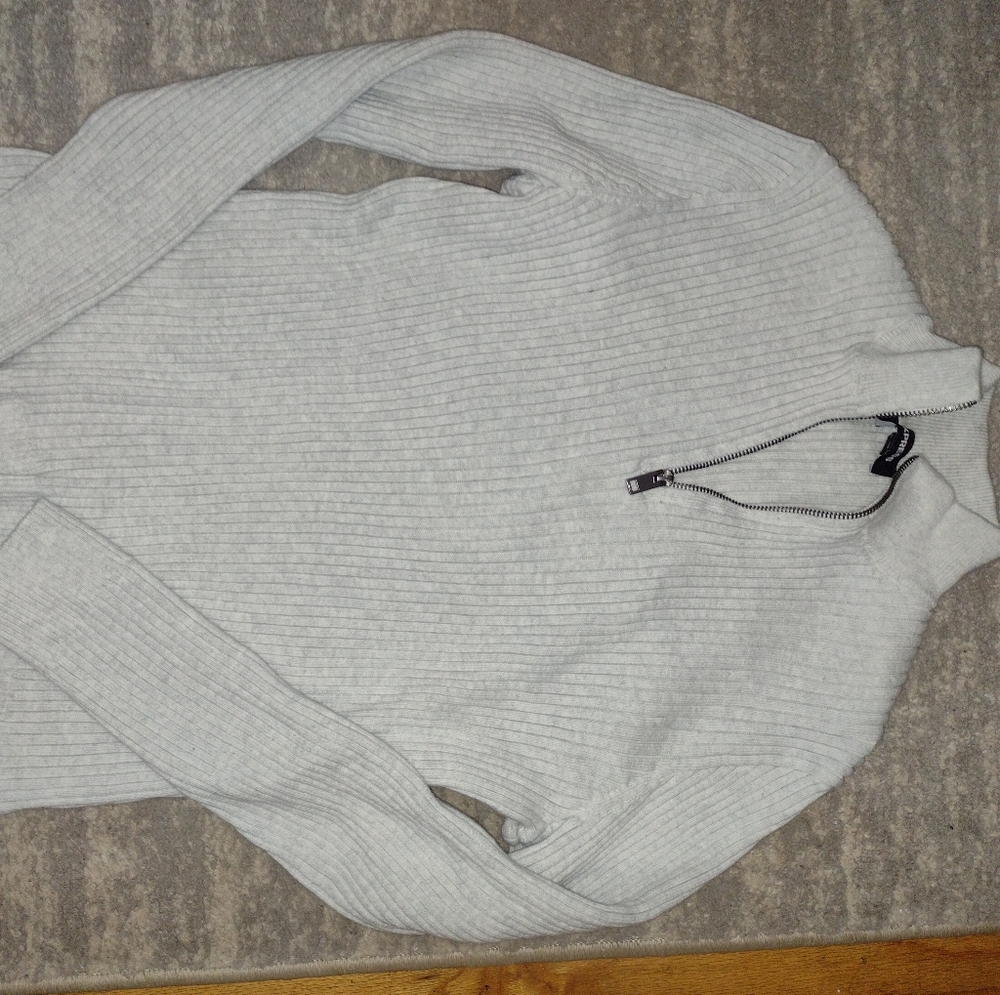 Express xl sweater
